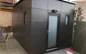 Tiny House Nike